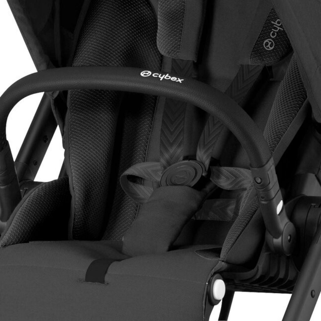 Cybex Poussette Balios S Lux Moon Black + nacelle