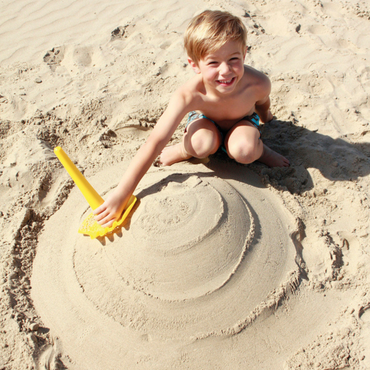 Quut Strandset schopje, hark, zeefje yellow
