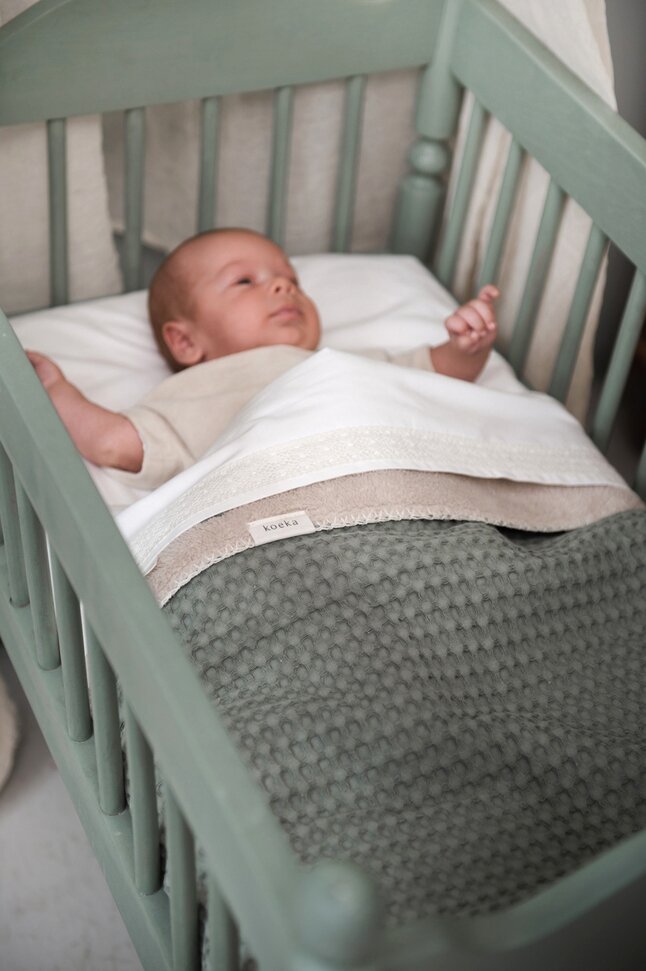 Couverture Koeka pour berceau ou parc Oslo Shadow Green/Soft Sand Teddy