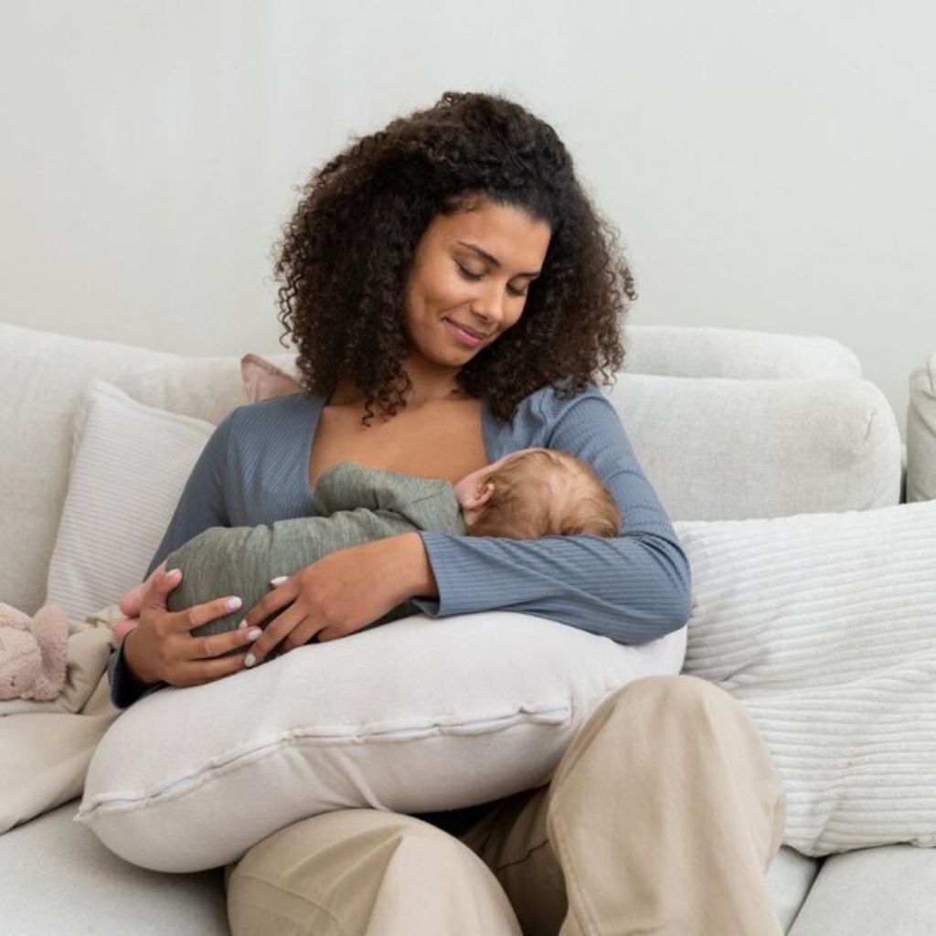 doomoo Coussin d'allaitement Nursing Air Almond