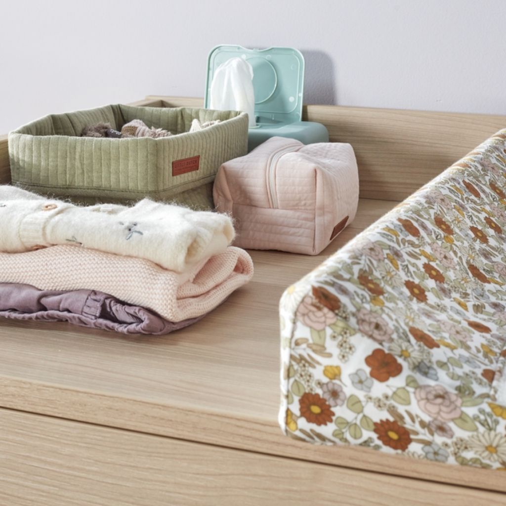 Transland Chambre de bébé 3 pièces (lit évolutif + commode + armoire 2 portes et étagères ouvertes) Niel