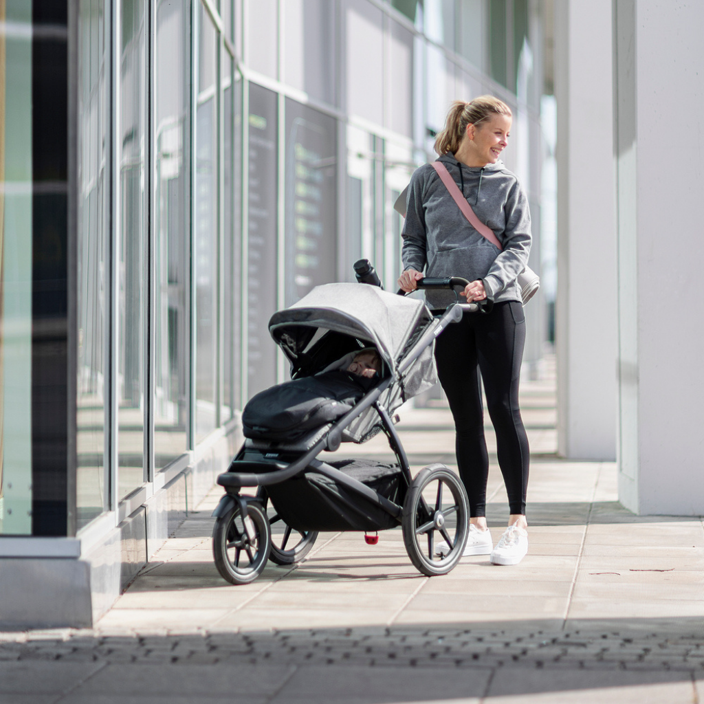 Thule Newborn Nest pour poussette Black