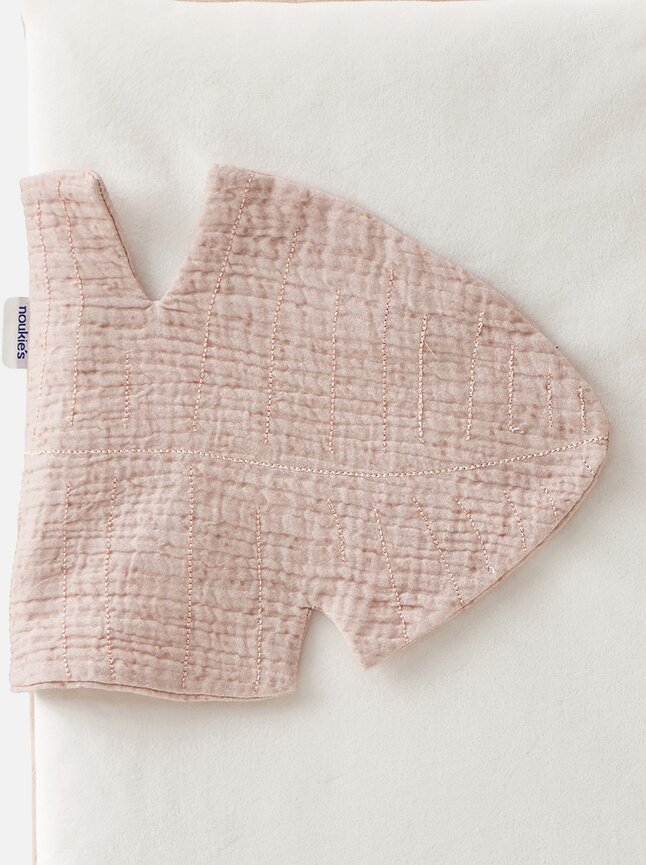 Noukie's Tapis de jeu Popsie, Gigi & Louli écru/rose poudré