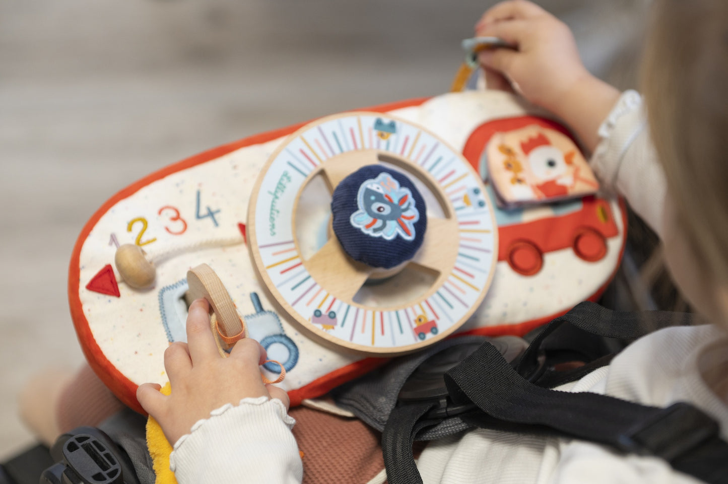 Lilliputiens Activiteitenspeeltje Auto Activiteitenpaneel Boerderij