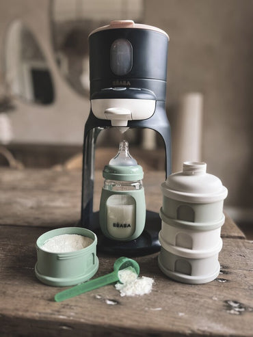 Béaba Doseur de lait en poudre 4 compartiments Cotton white/Sage green