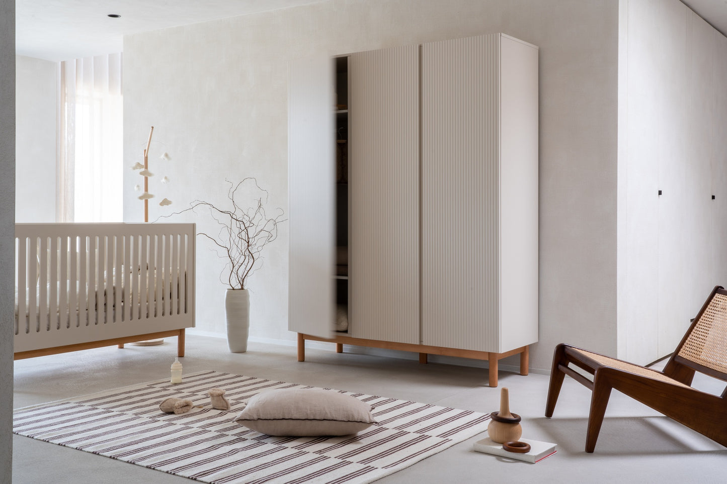 Quax Chambre de bébé 3 pièces (lit évolutif L 120 x Lg 60 cm + commode + armoire 3 portes) Mood Clay