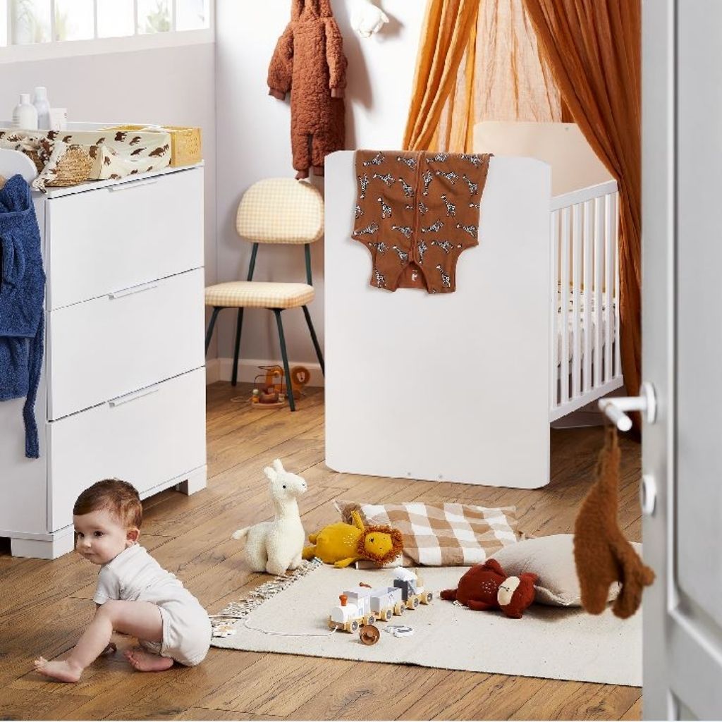 Transland Chambre de bébé 2 pièces (lit évolutif + commode) Alix
