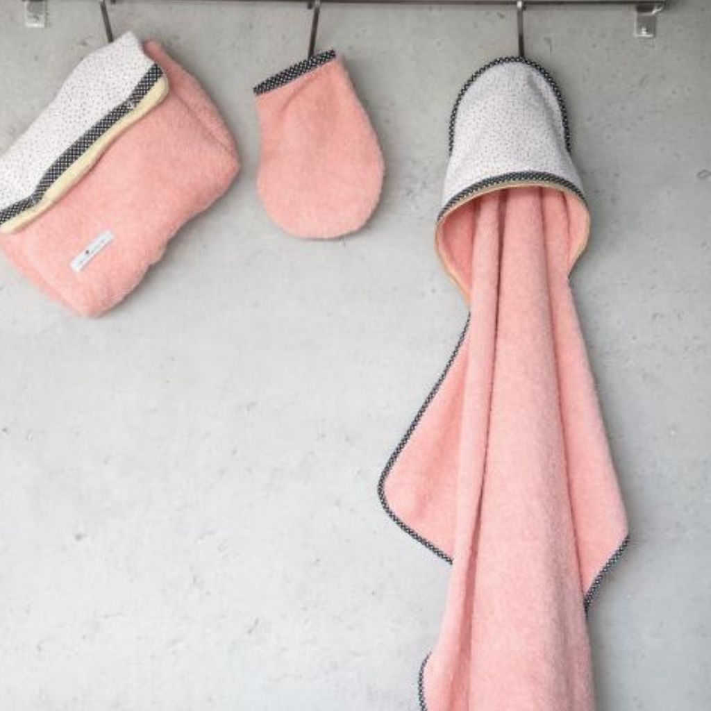 Badcape, Petit pois dort, Jeux D'enfant