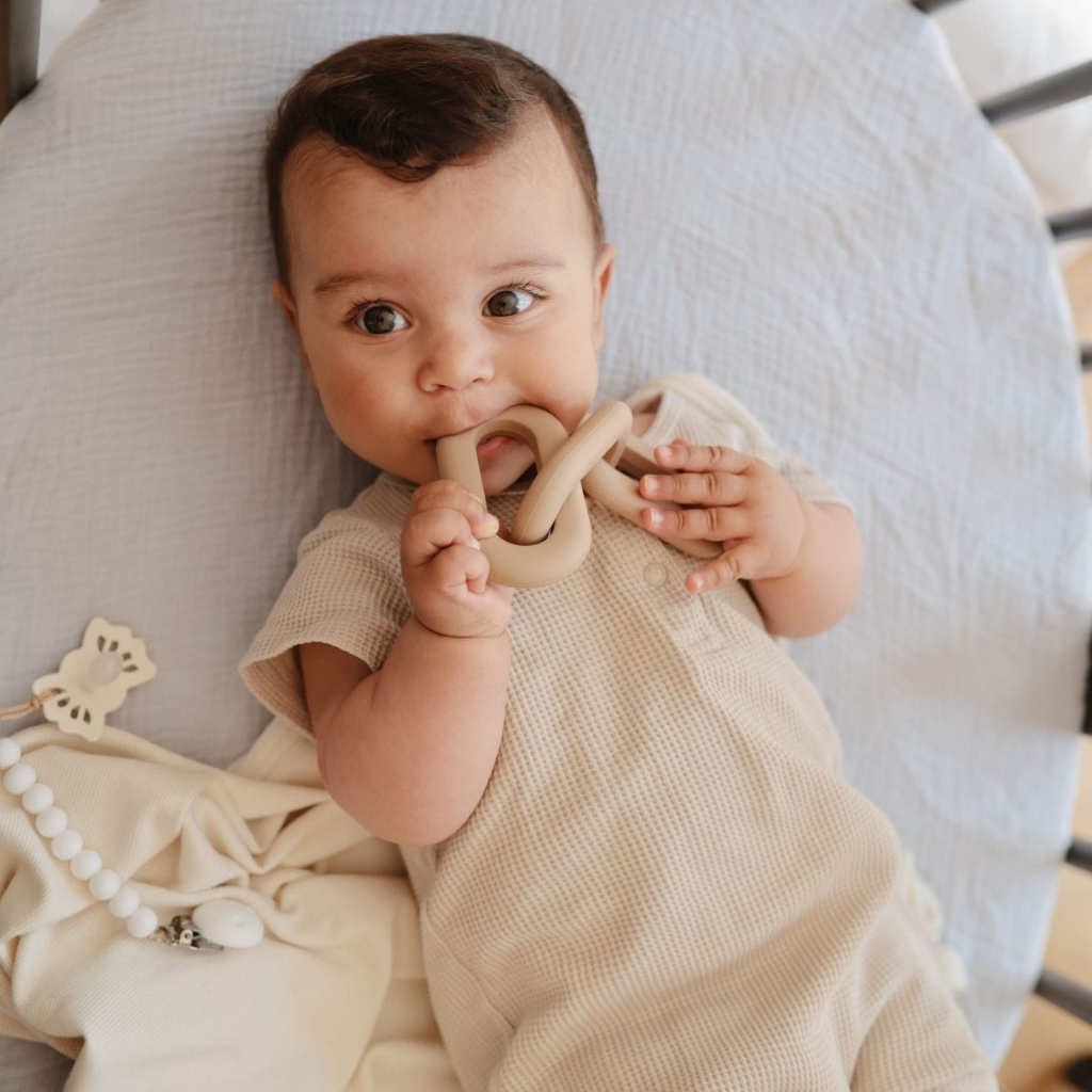 FRIGG Fopspeen + 6 maanden Lucky silicone Portobello/Cream - 2 stuks