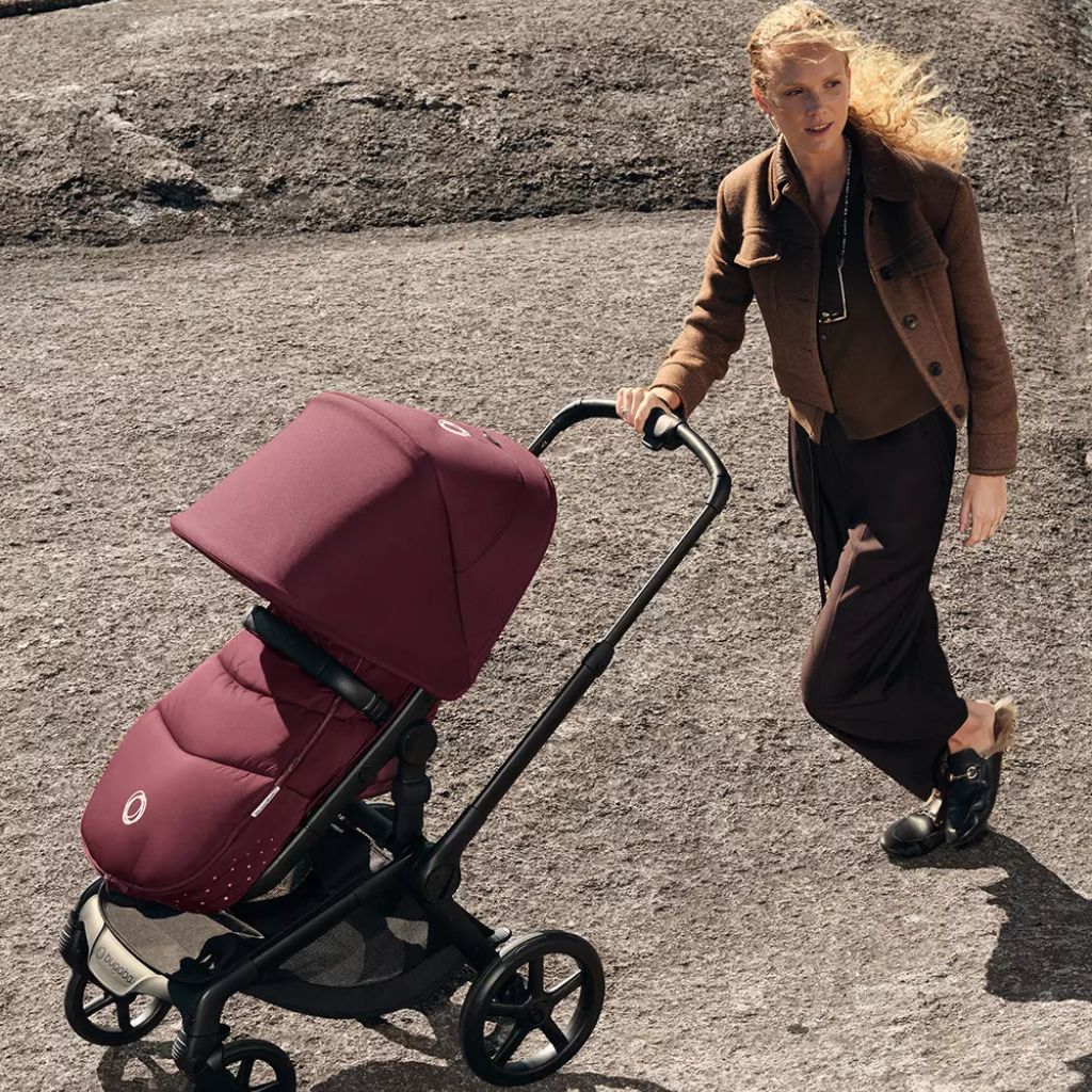 Bugaboo Poussette Fox 5 Renew avec nacelle Black / Dark Cherry