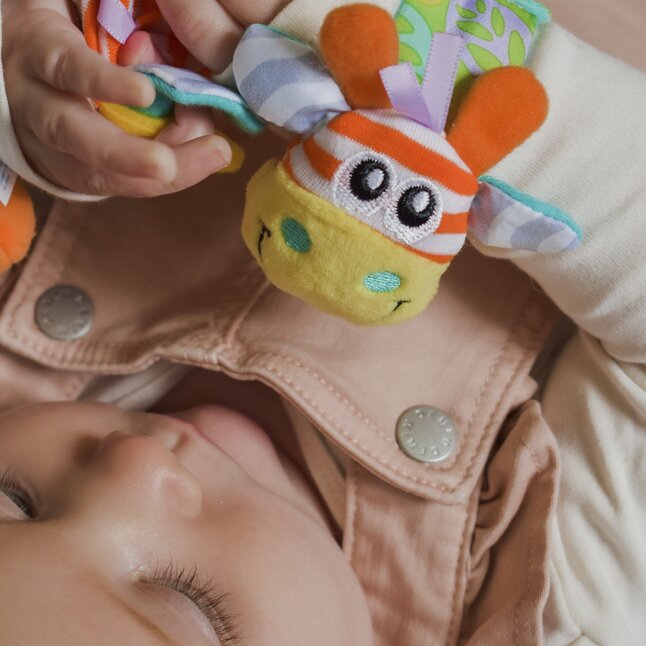 Playgro Pols- en voetrammelaar Zebra & Giraf