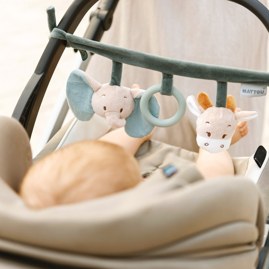 Maxi toy, Nattou, Luna & Axel