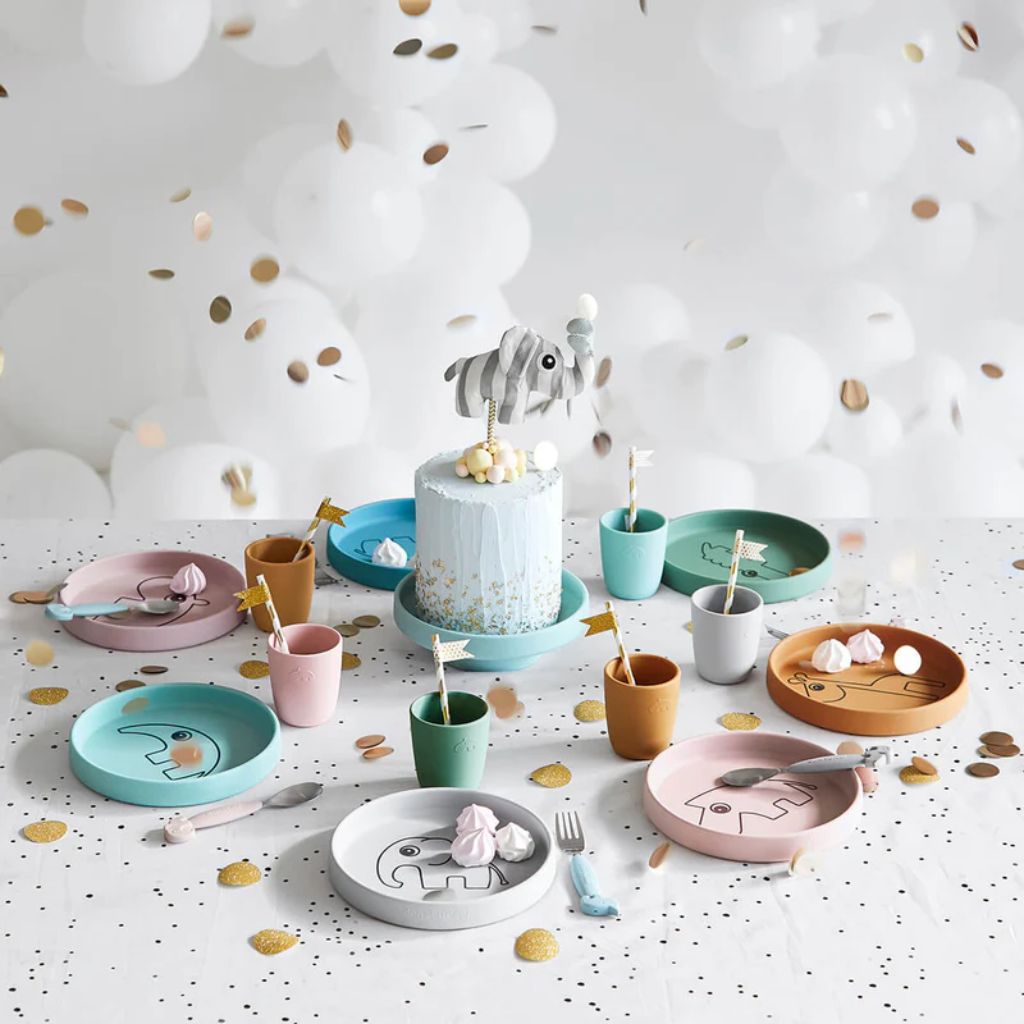 Done by Deer Bord met silicone Elphee grijs