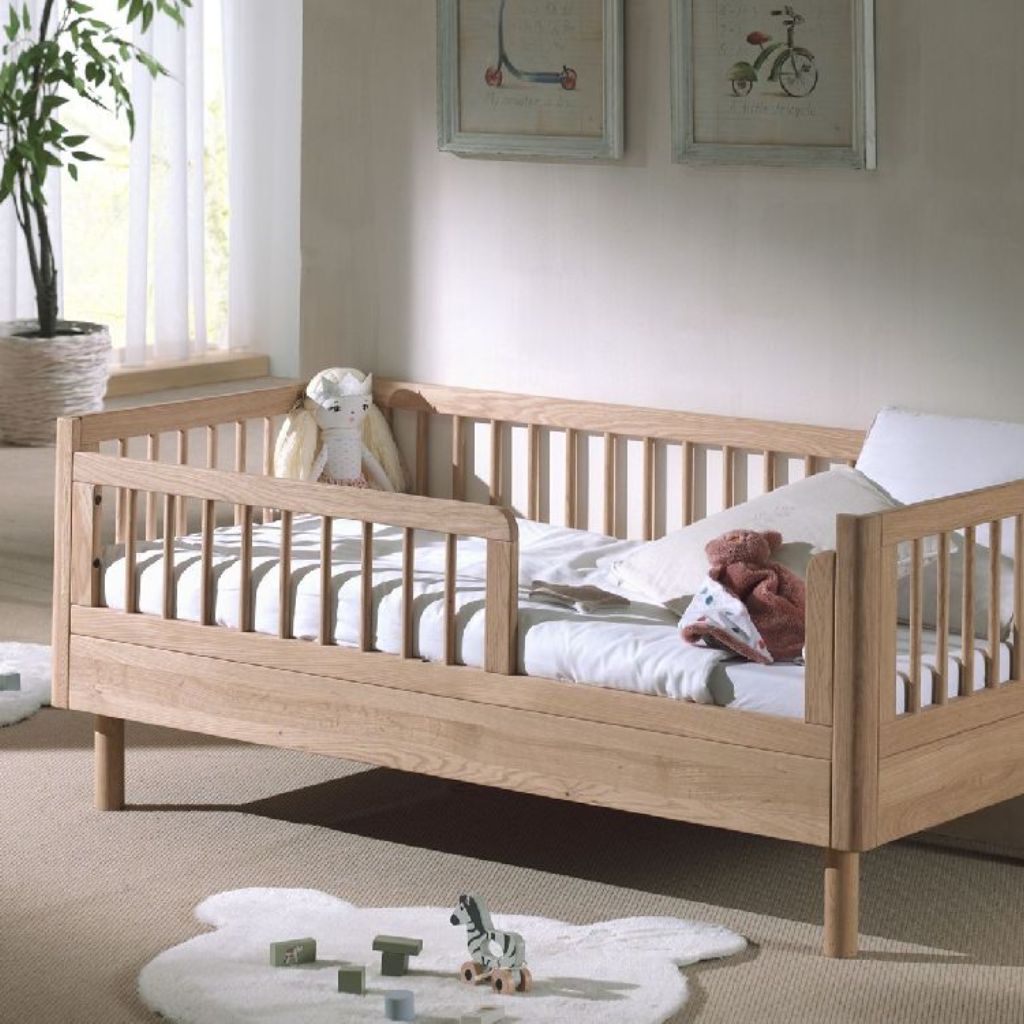 Jaxx 2-delige babykamer (Commode + peuterbed L 140 x B 70 cm) Forrest Eik