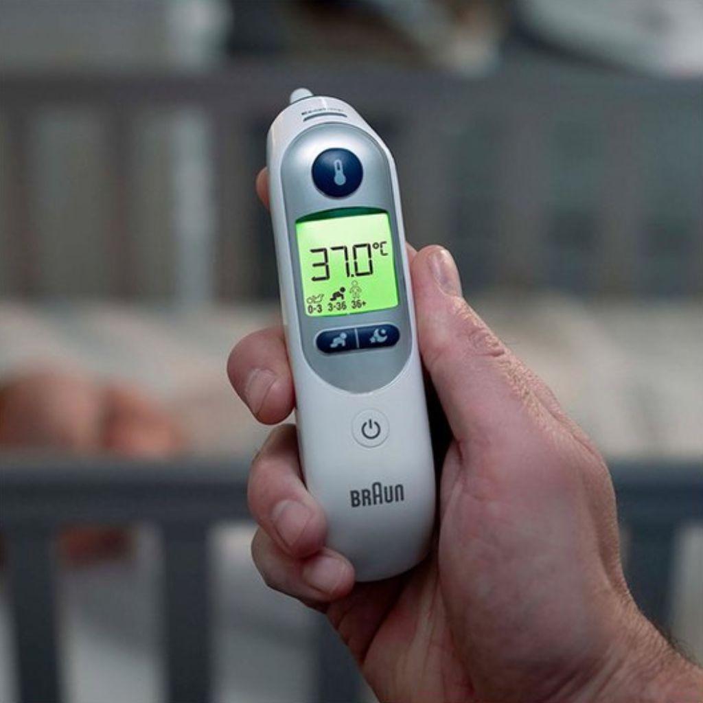 Braun Infrarood koortsthermometer ThermoScan 7+ met Age Precision