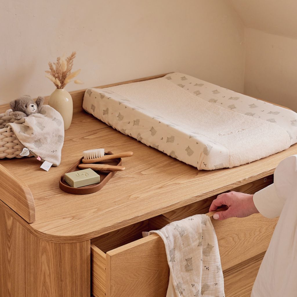 Noukie's Housse pour coussin à langer blanche Fluffy & Orso