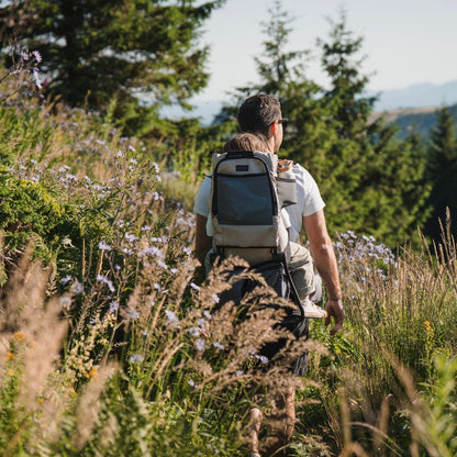 Babymoov Porte-bébé dorsal Moov & Hike Dune + housse de pluie