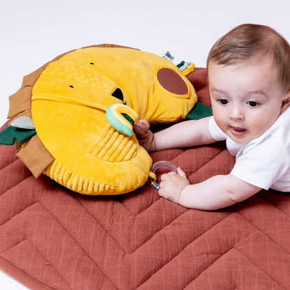 Trixie Baby Coussin Tummy time Mr. Lion jaune