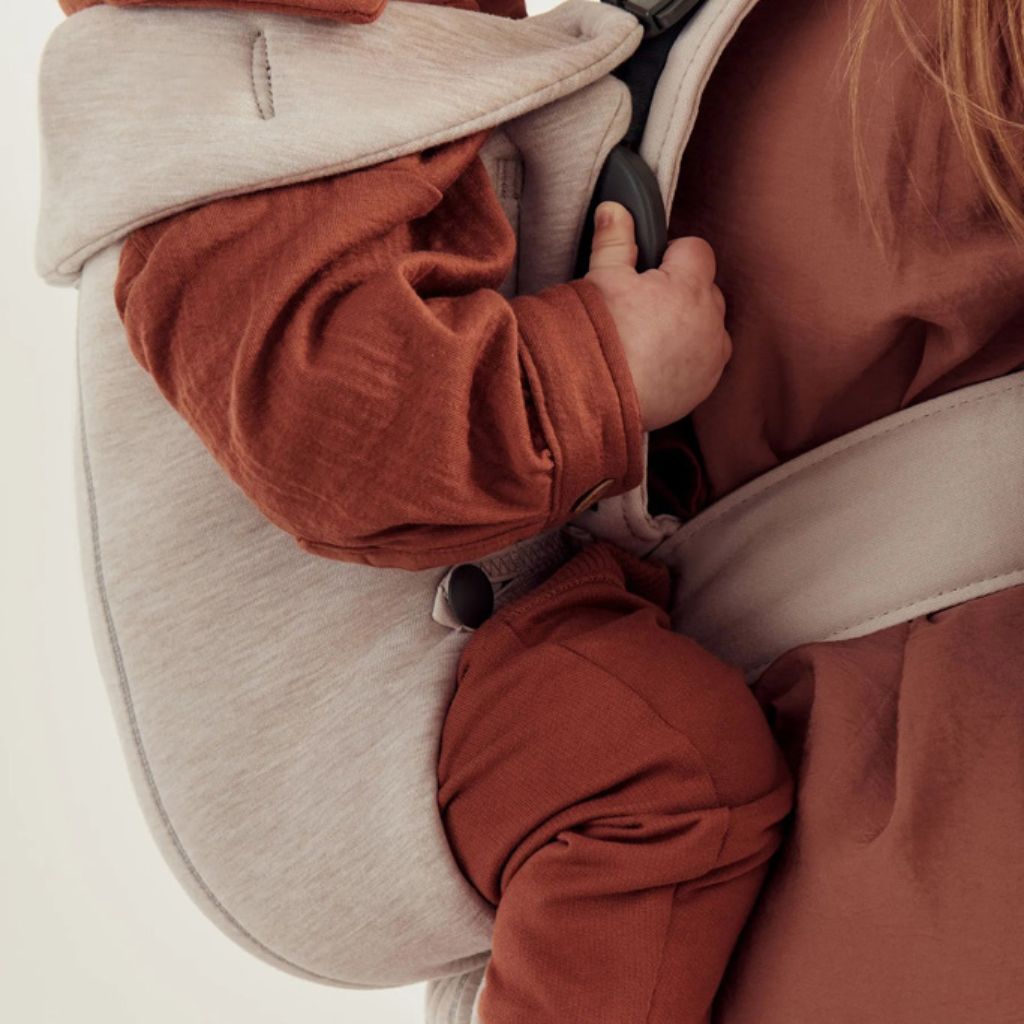 BabyBjörn Buikdrager Mini 3D Jersey light beige