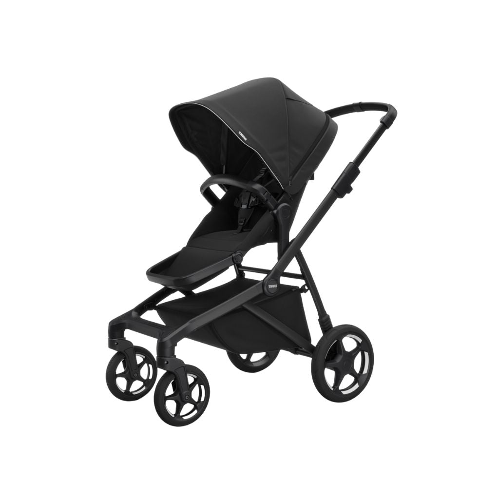 Thule 2-in-1 Kinderwagen Sleek2 Black + Draagmand Black + Gratis Zwarte Voetenzak