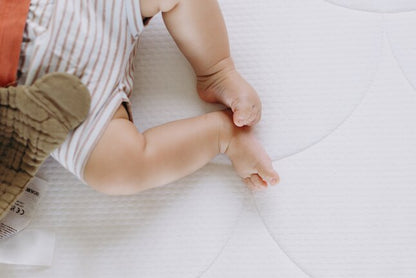 ZZZOO Matelas pour lit de bébé Ours brun avec surmatelas Airgosafe Lg 70 x L 140 cm