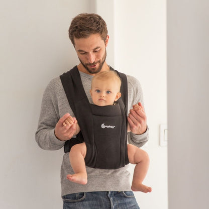 Ergobaby Porte-bébé ventral Embrace Pure Black