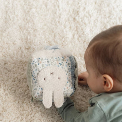 Little Dutch Cube d'activités Miffy Lucky Leaves