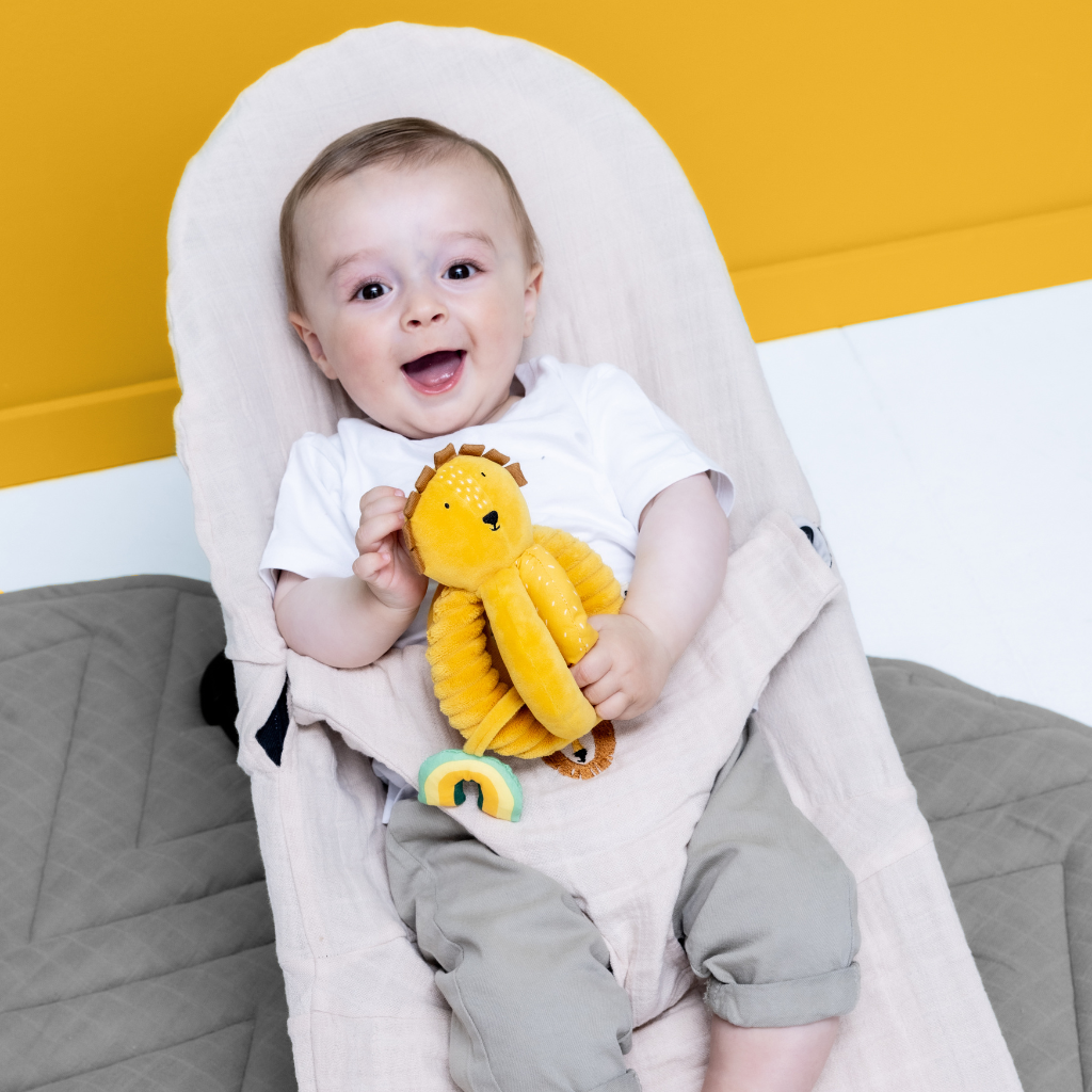 Trixie Baby Balle de préhension Mr. Lion jaune