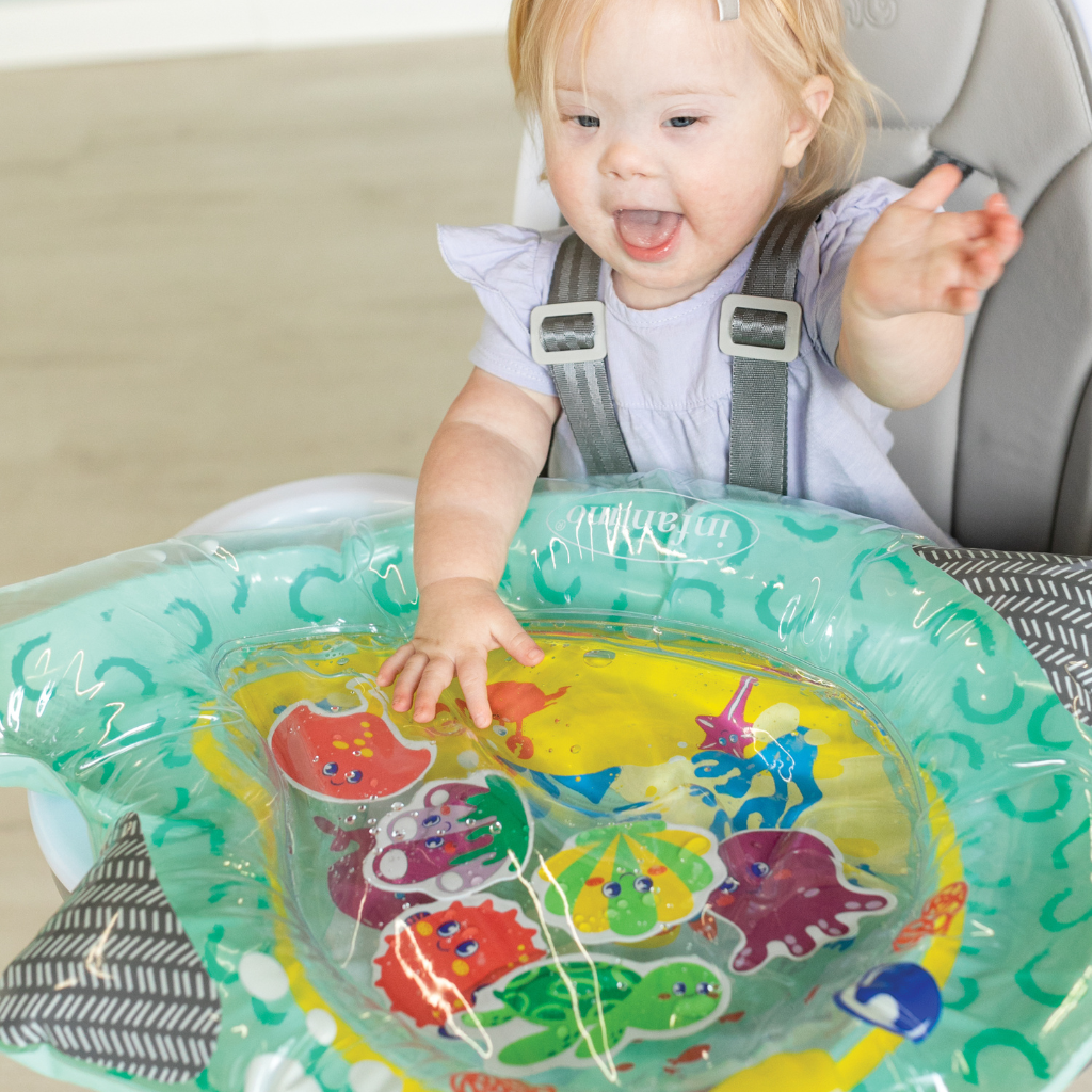 Infantino Pat & Play Water Mat Narwhal