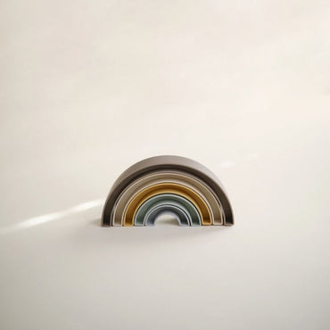 Mushie Arc-en-ciel à empiler Hillside