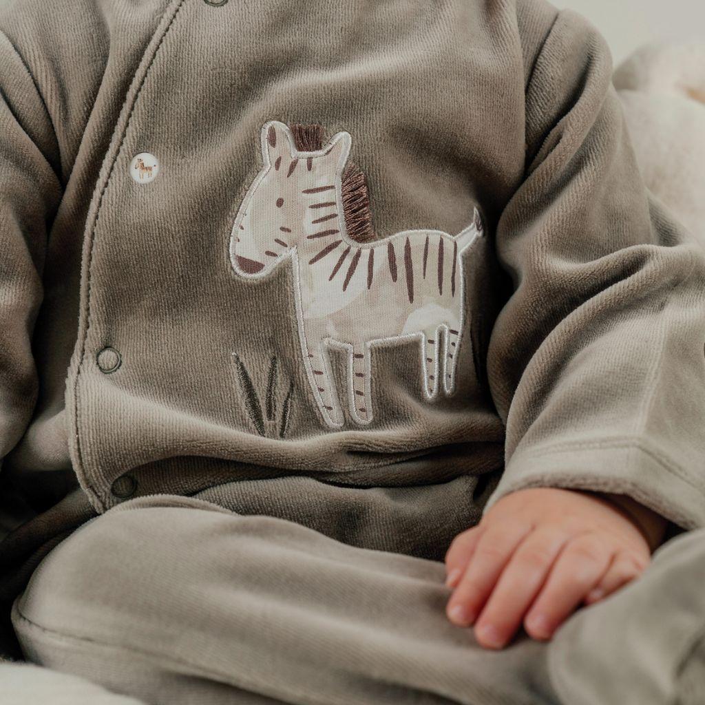 Noukie's Pyjama velours kaki Sweet zebra unisexe