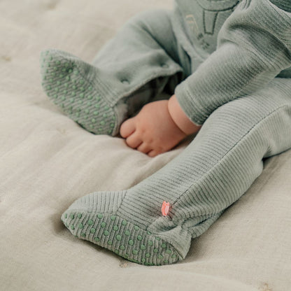 Noukie's Pyjama fluweel Funny Mammoet groen