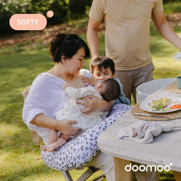 Doomoo Borstvoedingskussen Softy Leopard Cream