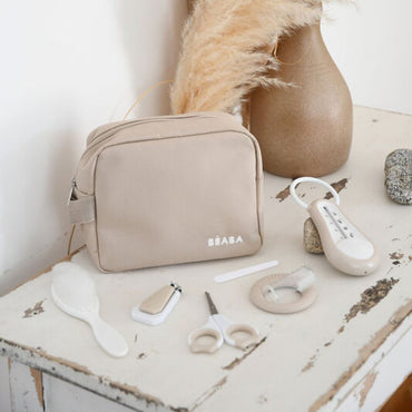 Béaba Trousse de toilette avec 7 accessoires Clay Earth