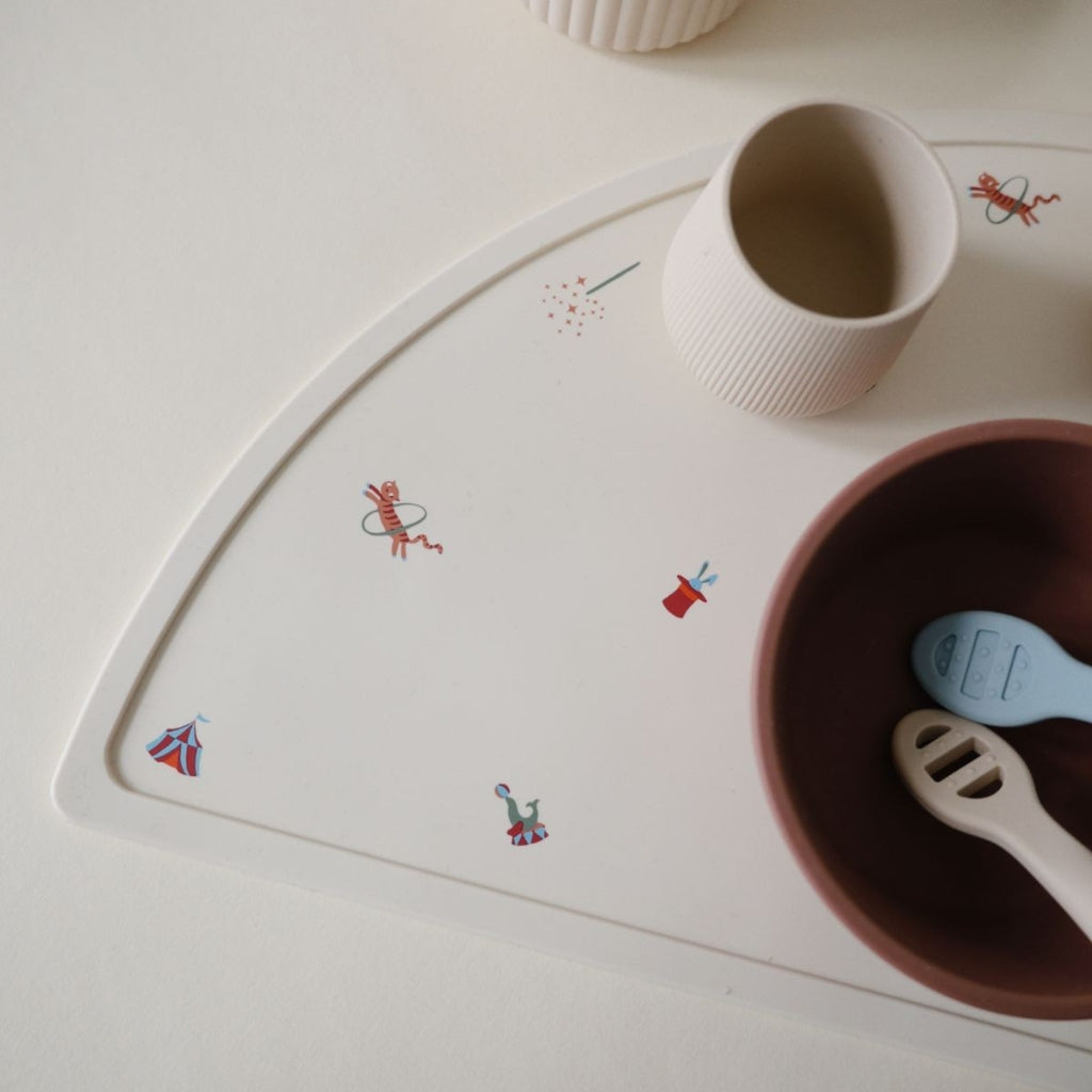 Mushie Placemat Circus Veelkleurig