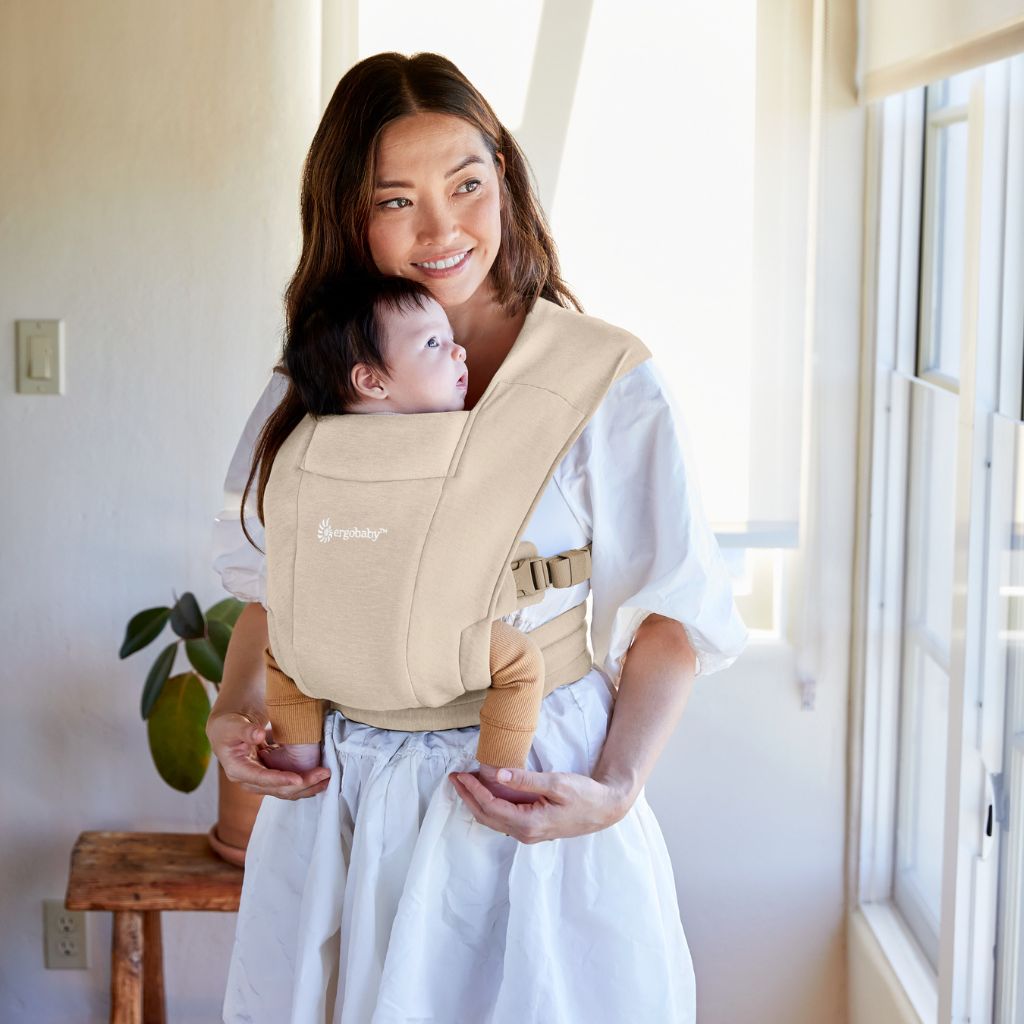 Ergobaby Porte-bébé ventral Embrace Beige