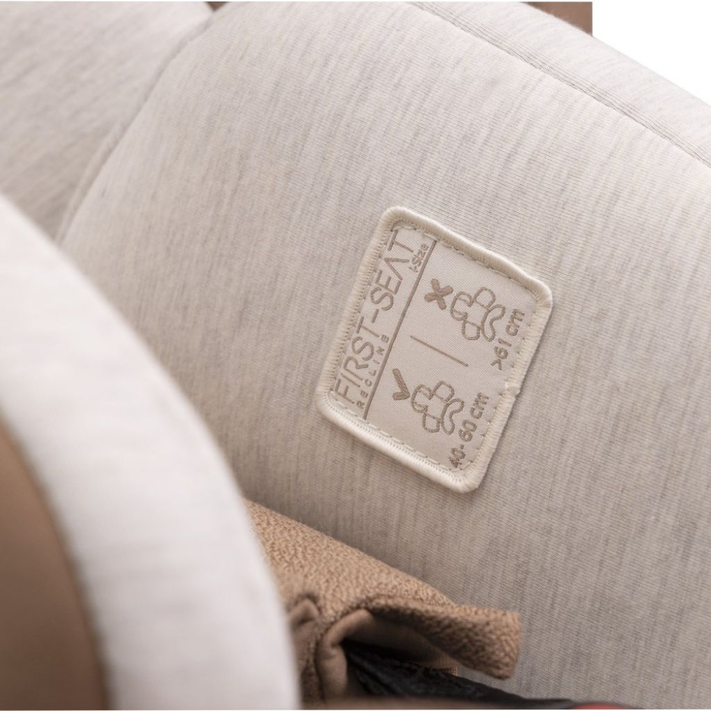 Chicco Autostoel Groep 0+ First Seat Recline i-Size Caramel