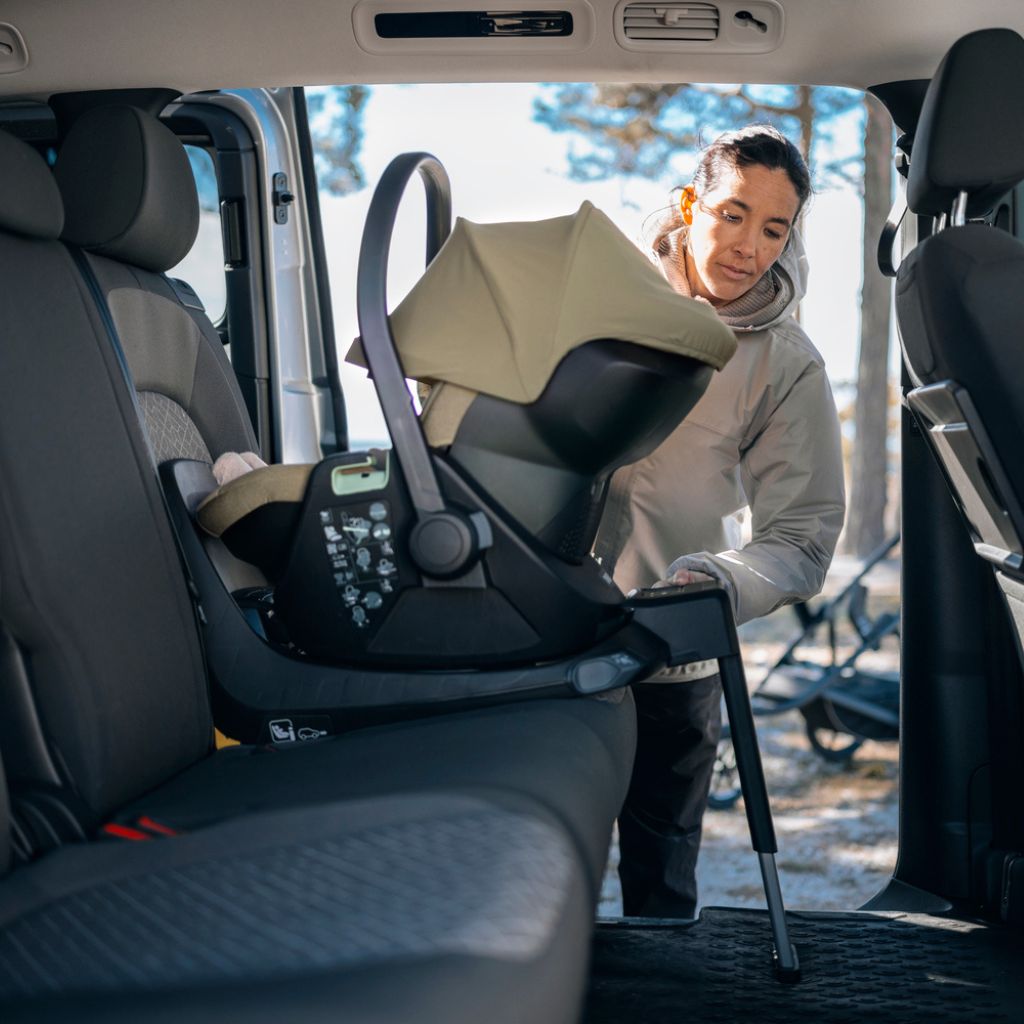Thule Siège Auto Portable Maple Connect Groupe 0+ Faded Khaki 