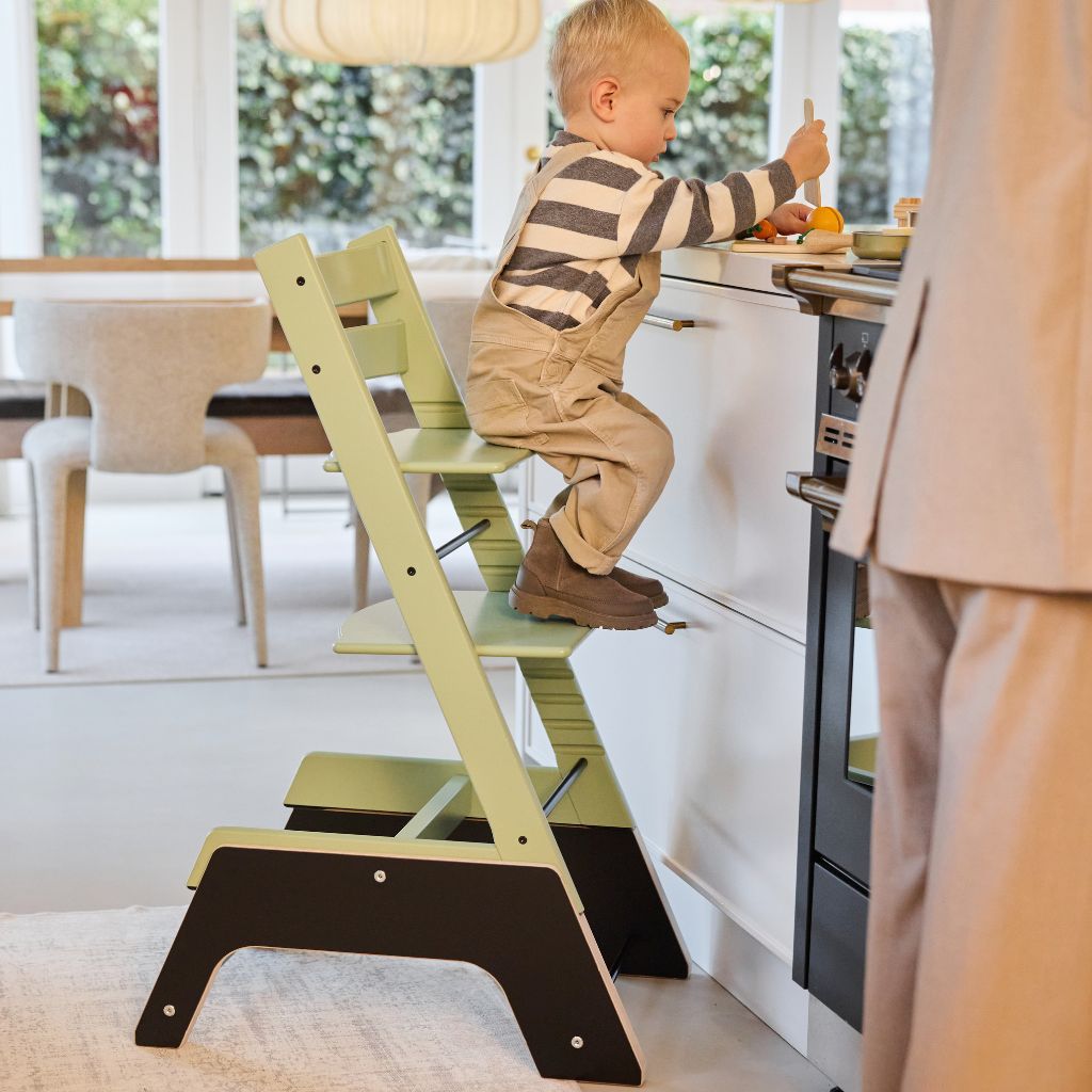 BoosterMe Eetstoel Verhoger Voor Stokke Tripp Trapp Zwart