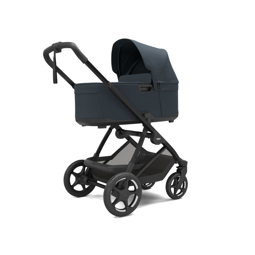 Thule Pousette 3 en 1 Charm Darkest Blue + Nacelle Darkest Blue + Siège-auto Groupe 0+ Maple Darkest Blue + Adaptateur pour siège-auto