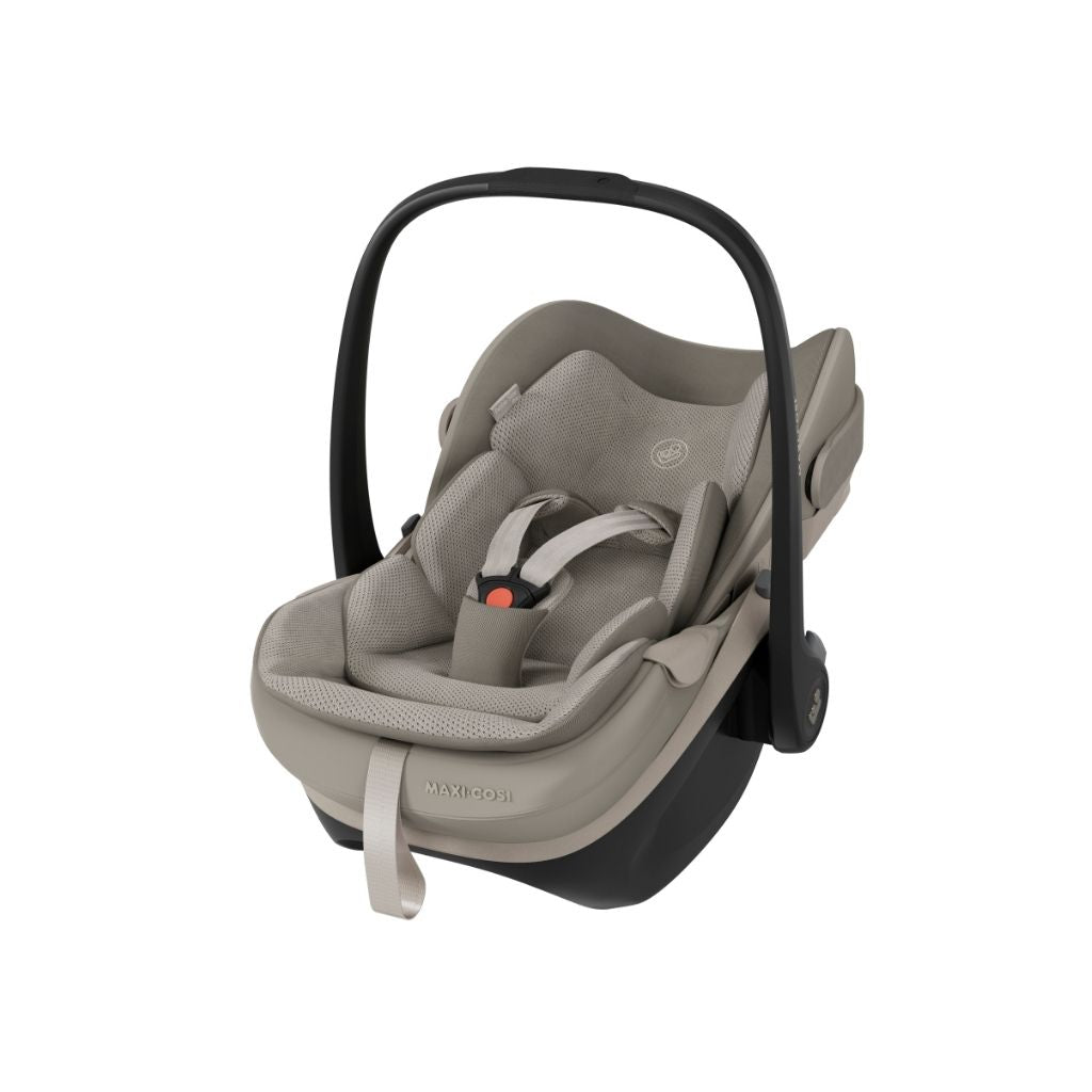 Maxi-Cosi 3-en-1 Poussette Fame Sapphire Sand + Nacelle + Pebble Slide Pro Sapphire Sand + Base Familyfix Slide Pro