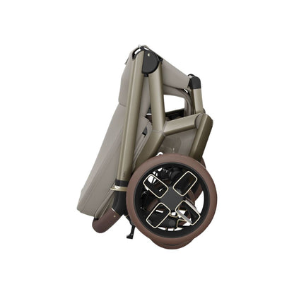 Maxi-Cosi Poussette 3 en 1 Fame Sapphire Sand + Nacelle Sapphire Sand + Siège-auto portable Groupe 0+ Pebble 360 Pro2 Twillic Truffle + Base FamilyFix 360 Pro
