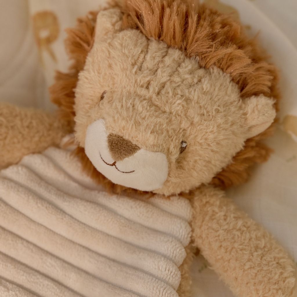 Little Dutch Knuffeldoekje Safari Friends Leeuw Beige