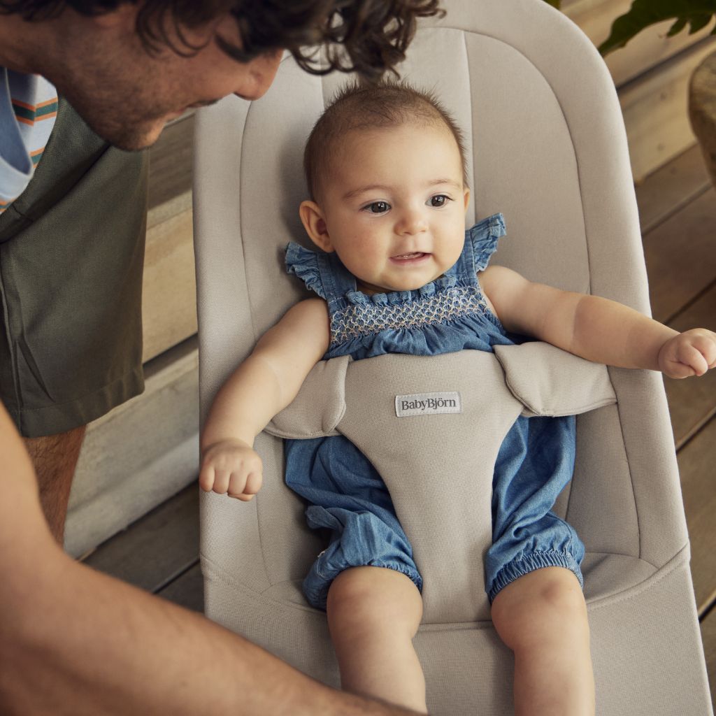 BabyBjörn Relax Sand Grey