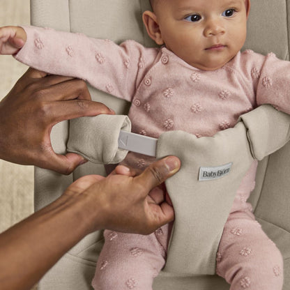 BabyBjörn Relax Sand Grey