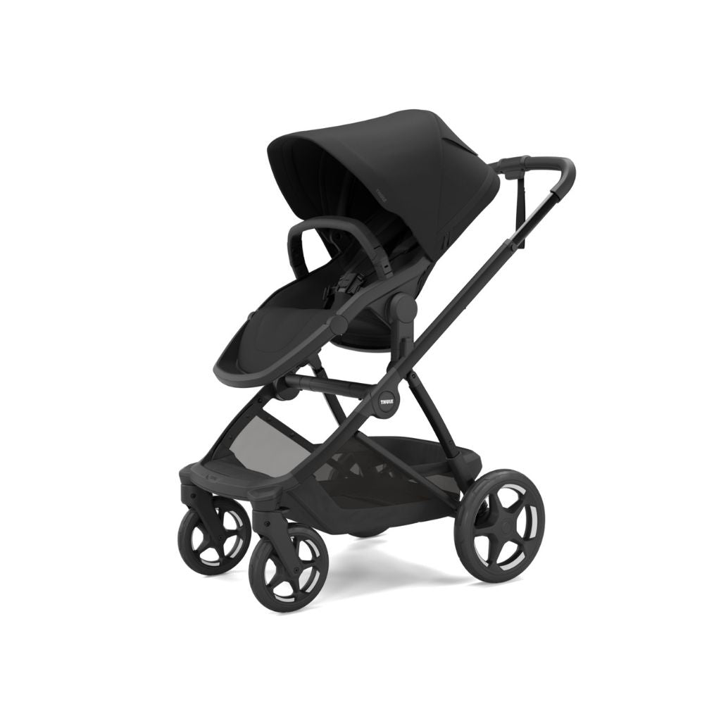Thule 3-in-1 Kinderwagen Charm Black + Draagmand Black + Autostoel Groep 0+ Maple Black + Adapters voor autostoel