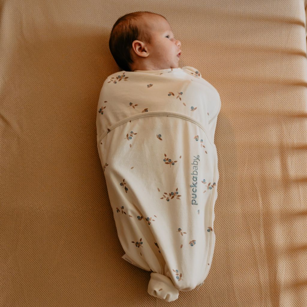 Puckababy Sac d'emmaillotage / Sac De Couchage d'été The Orginal Piep Cotton TOG 0,5 Blueberries 66 cm