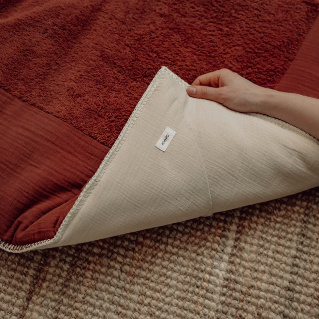 Koeka Tapis De Parc Faro Burgundy / Warm White