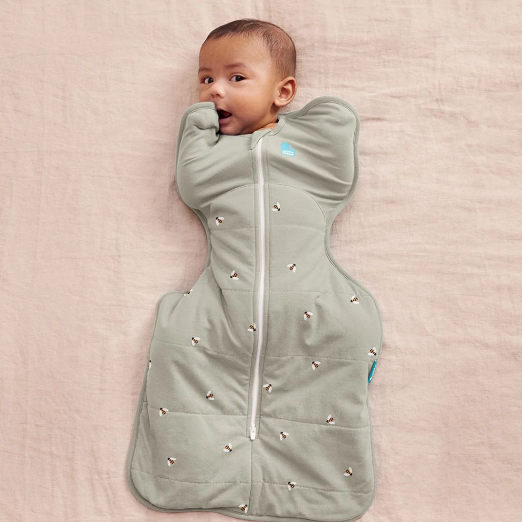 Love to Dream Inbakerzak / Slaapzak Swaddle Up™ Quilted TOG 2,5 Olive Bees 57 cm