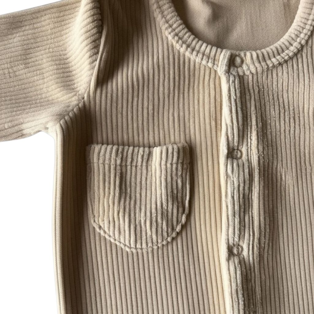 Dreambee Essentials pyjama en jersey côtelé avec pieds beige